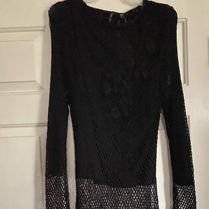 Stylish Netted Tunic with Flower Embroidery